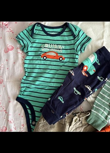Carters 6-12 ay Markalı Bebek Kıyafetleri Set