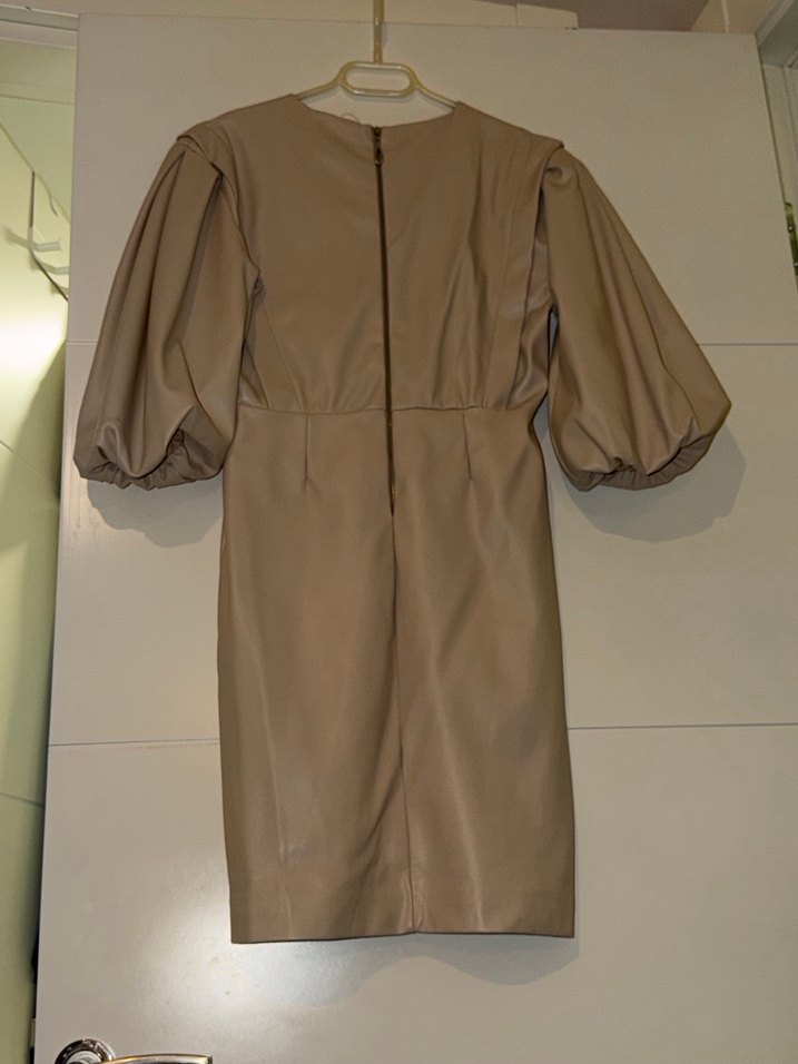 Bej Kemerli Uzun Deri Kadın Elbise - Görsel 2