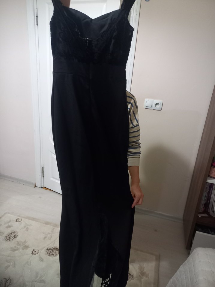 Siyah Uzun güpür detayli yırtmaçlı balık model abiye - Görsel 5