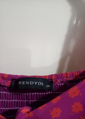 çiçekli pembe ve morlu kat kat elbise - Görsel 2