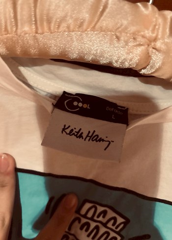 Beyaz Baskılı Kadın Tişört - Görsel 2