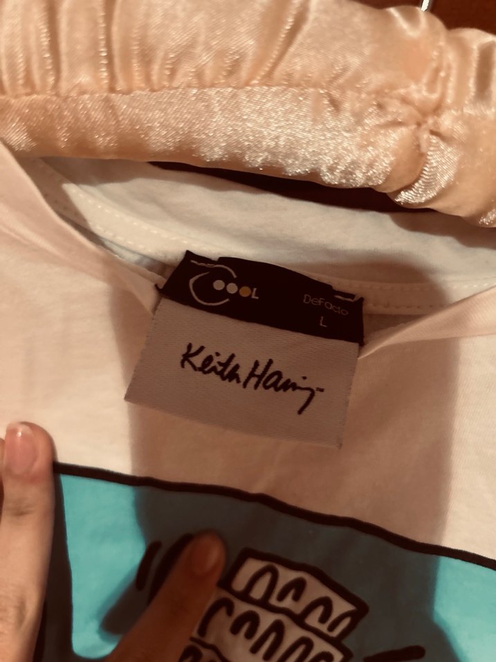 Beyaz Baskılı Kadın Tişört - Görsel 2