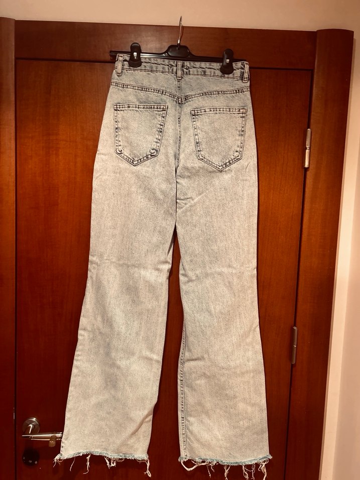 Yırtık Detaylı Geniş Kesim Kadın Denim Pantolon - Görsel 3