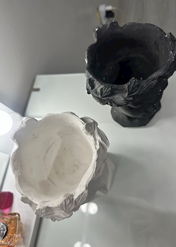 Siyah ve Gri Dekoratif Heykeller - Görsel 2