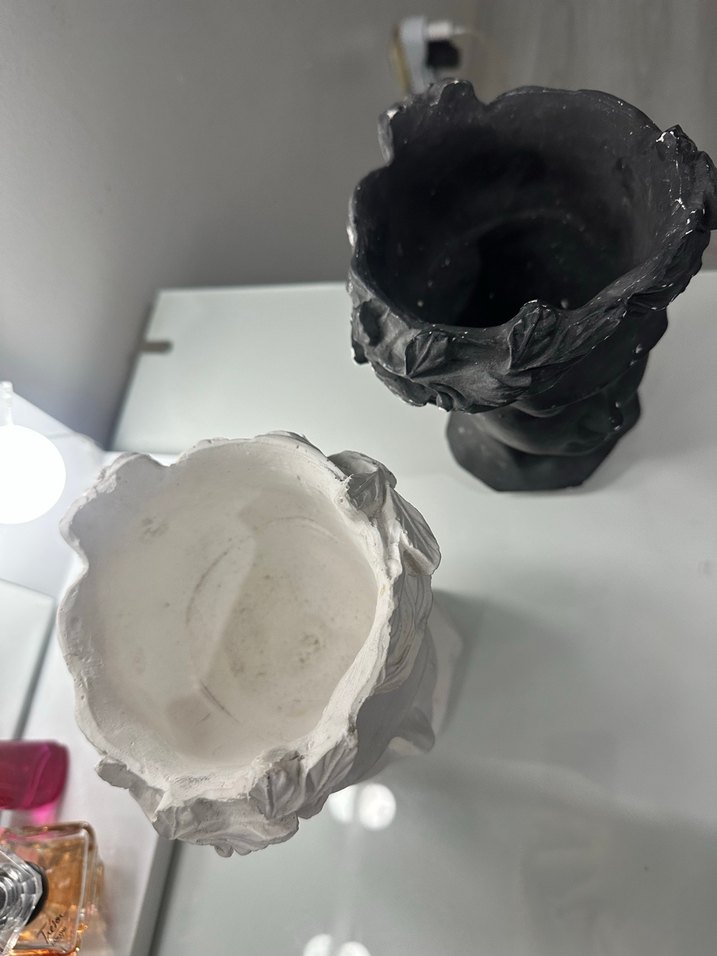 Siyah ve Gri Dekoratif Heykeller - Görsel 2