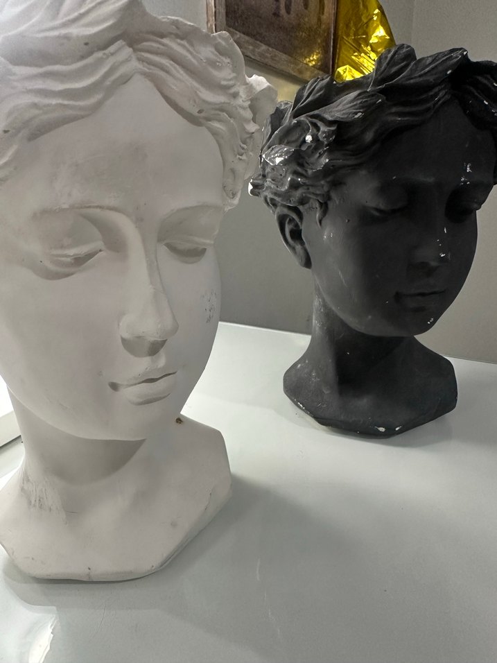 Siyah ve Gri Dekoratif Heykeller - Görsel 3