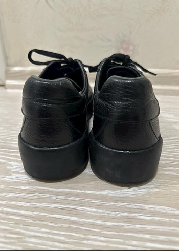 Derimod Siyah Snecker Ayakkabı - Görsel 2