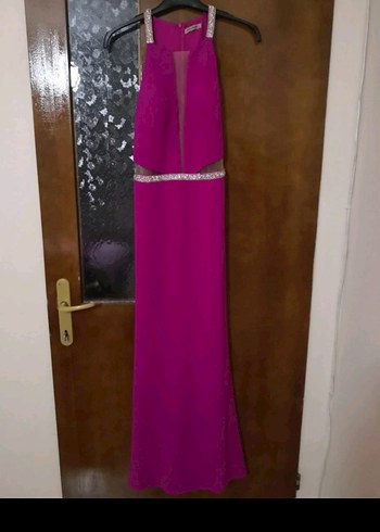 Pembe V Yakalı tüll Detaylı Uzun Abiye Elbise - Görsel 2