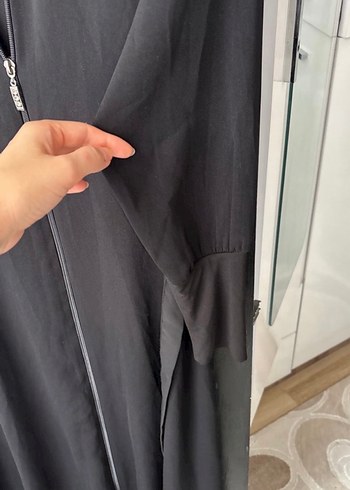 Siyah Fermuarlı Uzun Kadın ferace - Görsel 4