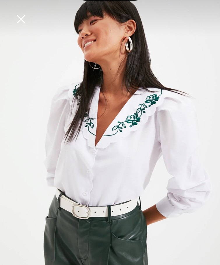 Nakış Detaylı V Yaka Beyaz Kadın Gömlek - Görsel 2