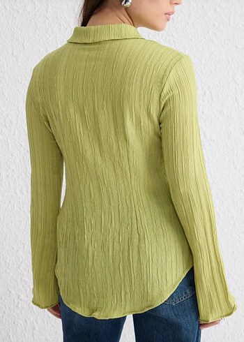 Düğmeli V Yaka Salaş Kadın Gömlek - Görsel 3