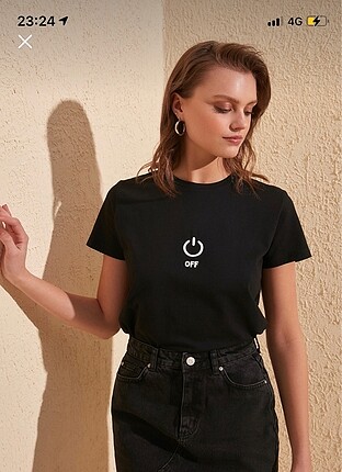 Siyah tshirt