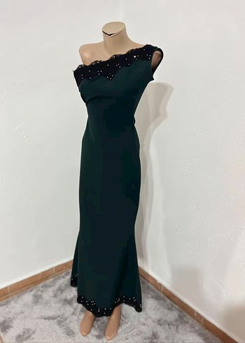 Sıyah Asimetrik İşlemeli Uzun Abiye Elbise - Görsel 4