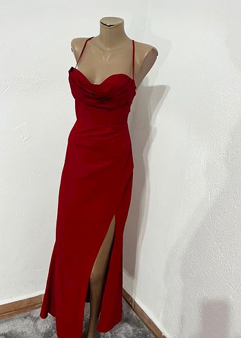 Kırmızı Drapeli Uzun İp Askılı Elbise - Görsel 4