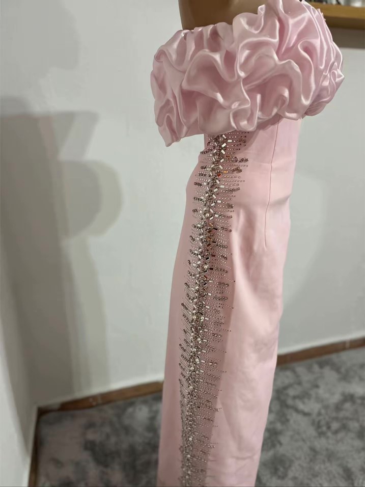 Pembe Straplez Uzun Nakışlı Abiye Elbise - Görsel 4