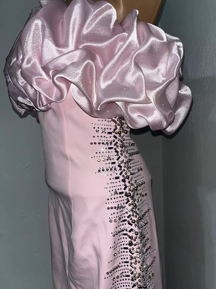 Pembe Straplez Uzun Nakışlı Abiye Elbise - Görsel 2