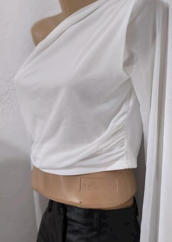 Tek Omuzlu Drapeli Beyaz Bluz - Görsel 3