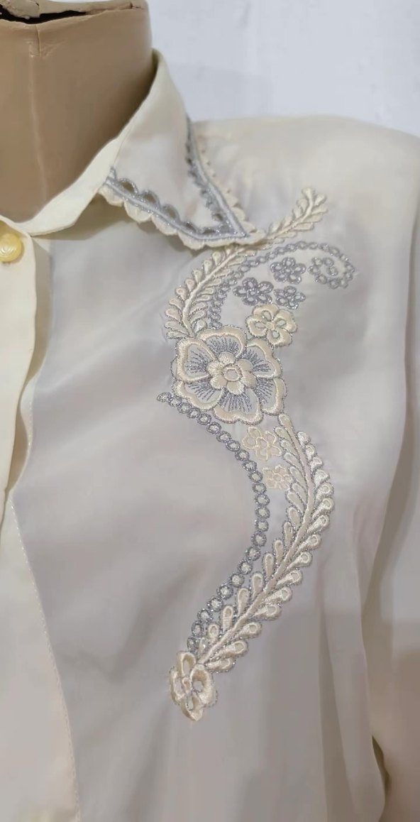 Nakışlı Beyaz Uzun Kollu Kadın Gömlek - Görsel 2