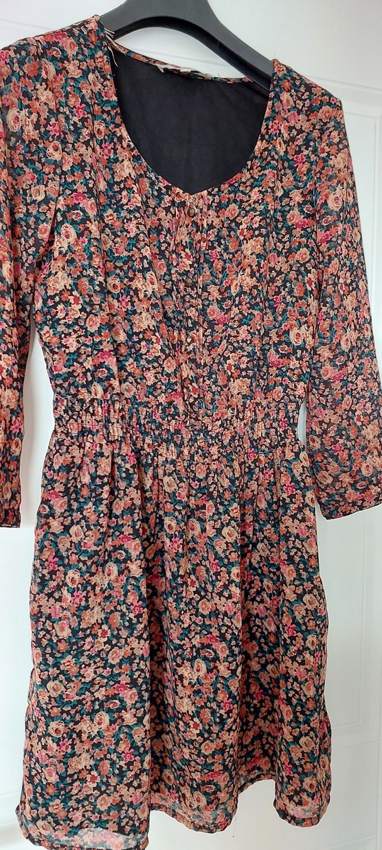 Çiçek Desenli Bohem Uzun Kollu Midi Elbise - Görsel 3