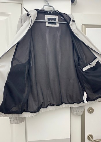 Gri Kapüşonlu Erkek Ceket - Görsel 3