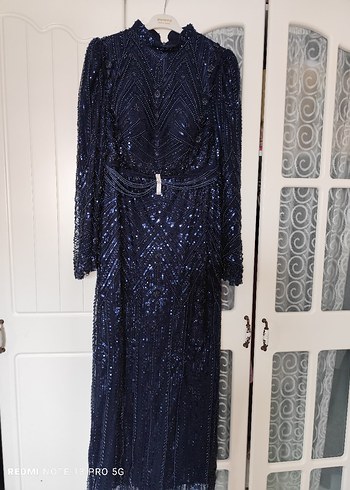 Boncuk İşlemeli Lacivert Uzun Abiye Elbise - Görsel 2