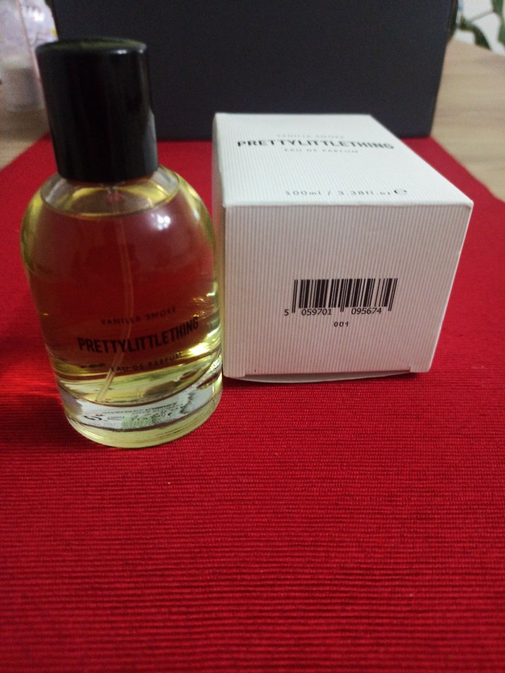 PRETTYLITTLETHING Vanilla Smoke Kadın Parfümü 100 ml - Görsel 3