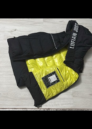 Lüfian uygun fiyata 1.2 defa kullanılmış ORJİNAL yelek - Görsel 3