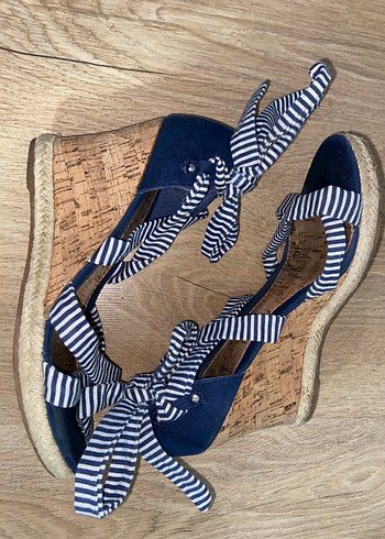 Flo Dolgu Topuk Ayakkabı - Görsel 3