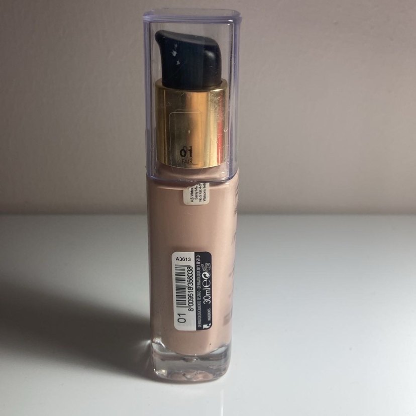 Deborah Instant Lift Yüksek Kapatıcı Fondöten - Görsel 3