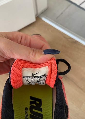 Nike Kadın Spor Ayakkabı - Görsel 2