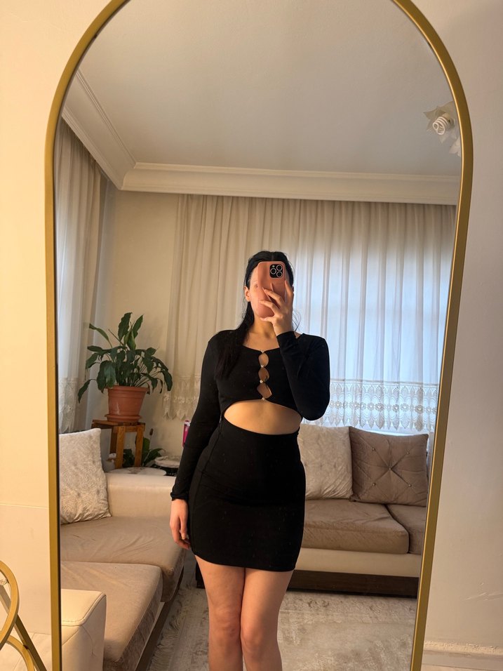 Siyah elbise - Görsel 3