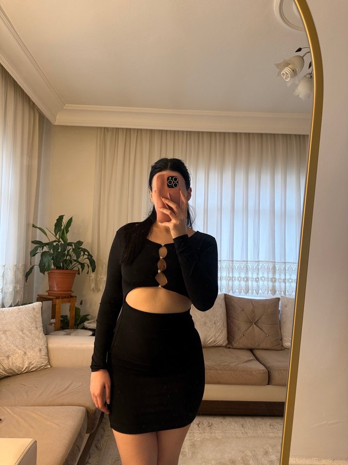 Siyah elbise - Görsel 2