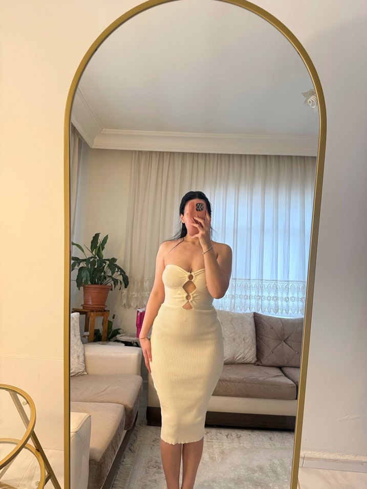 Beyaz Straplez Midi Elbise - Görsel 2