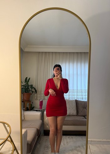 Parlak Kırmızı V Yakalı Mini Elbise - Görsel 2