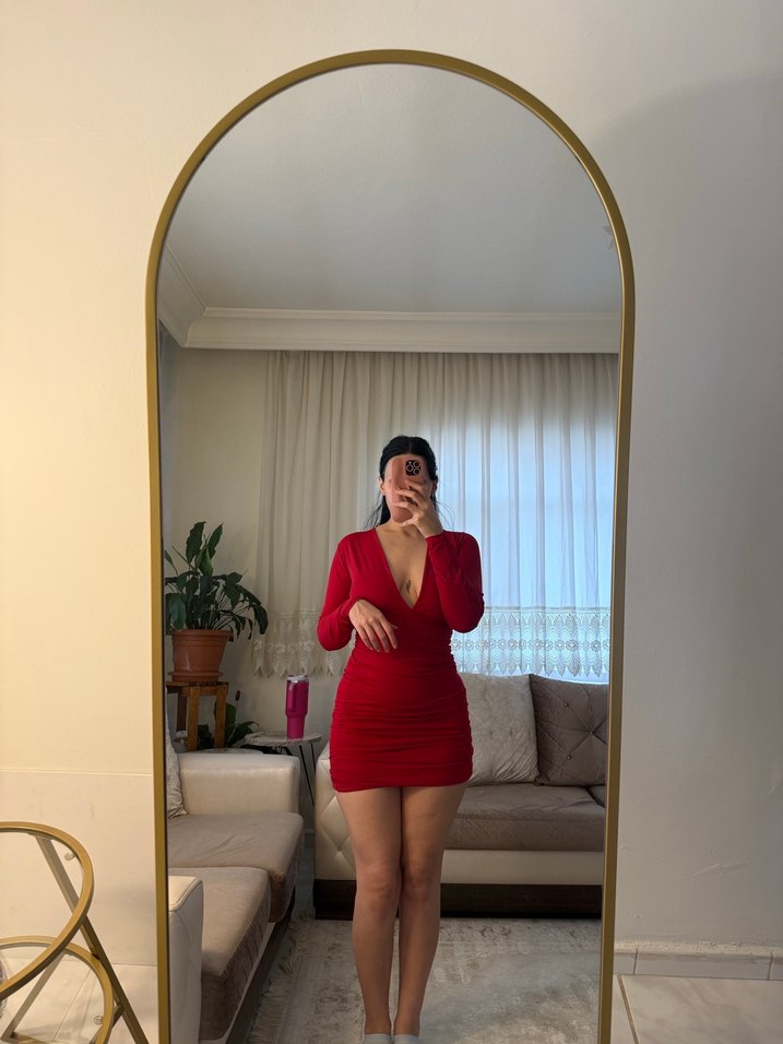 Parlak Kırmızı V Yakalı Mini Elbise - Görsel 2