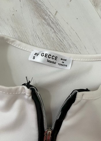 Beyaz, Siyah Şeritli  Fermuarlı crop - Görsel 2