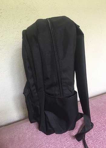 Siyah Fermuarlı Okul Sırt Çantası - Görsel 3