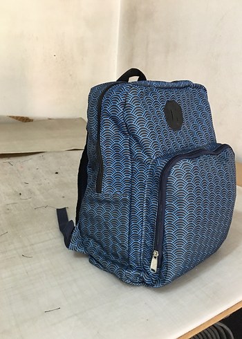 Mavi Yılan Desenli Kadın Sırt Çantası - Görsel 2