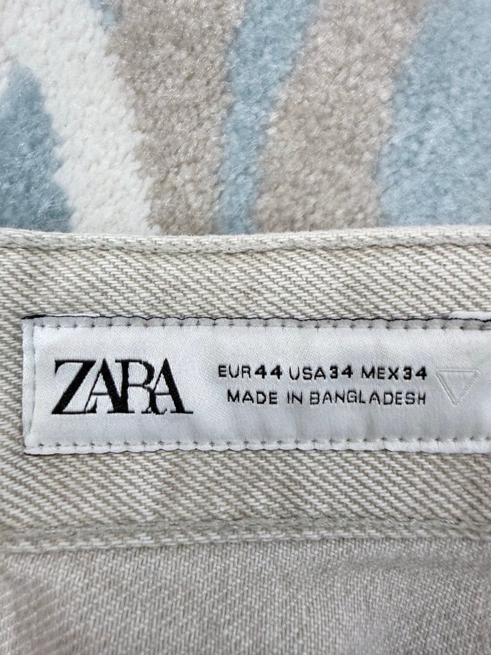 Zara Gri Erkek Moda Rozeti - Görsel 2