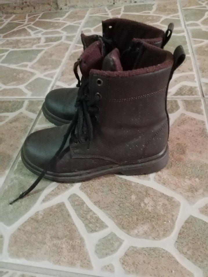 34 beden bağcıklı erkek çocuk Botu.3 defa araba içi giyinilmiş - Görsel 5