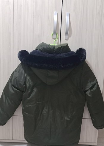 12 yaş oğlan çocuğuna uygundur.Koyu yeşil.Etiketli,sıfır üründür - Görsel 2