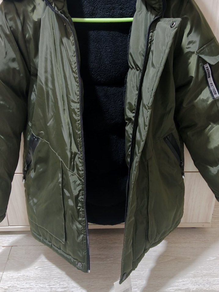 12 yaş oğlan çocuğuna uygundur.Koyu yeşil.Etiketli,sıfır üründür - Görsel 4