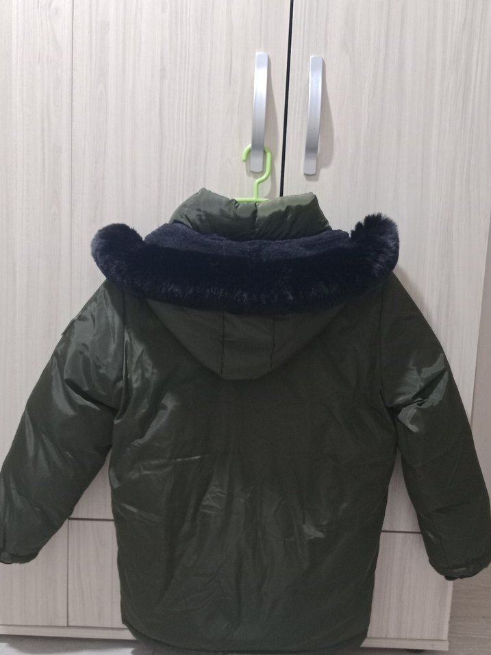 12 yaş oğlan çocuğuna uygundur.Koyu yeşil.Etiketli,sıfır üründür - Görsel 2