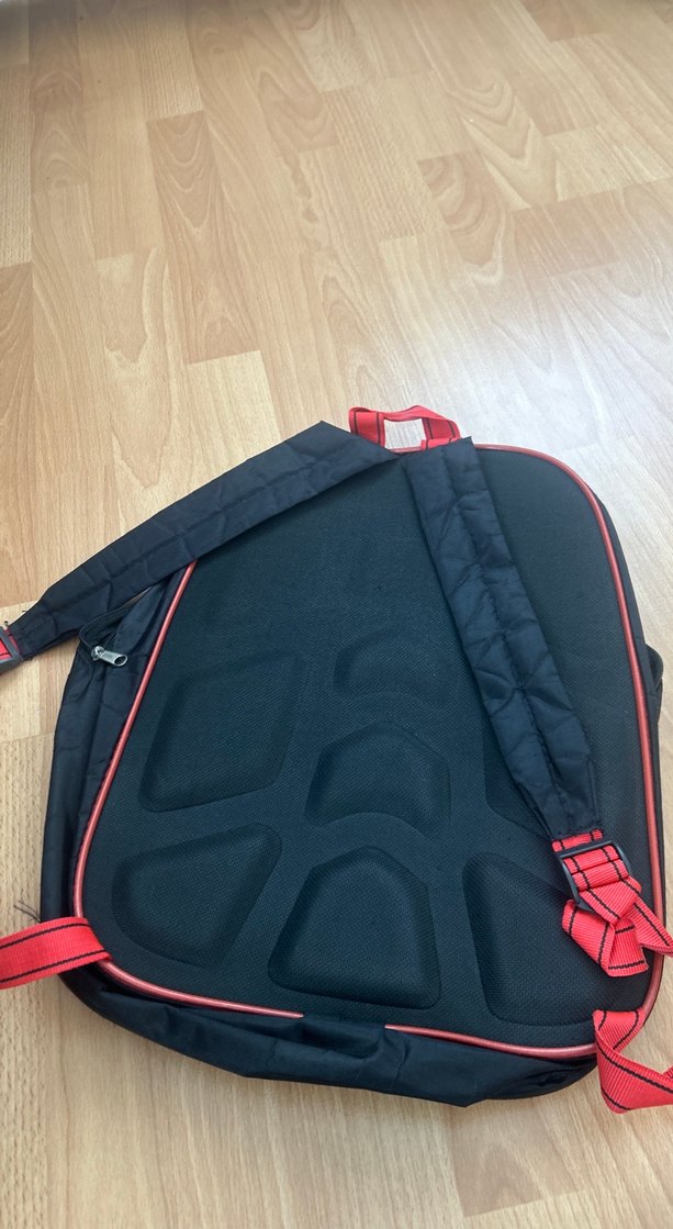 Örümcek Adam Desenli Çocuk Sırt Çantası - Görsel 2