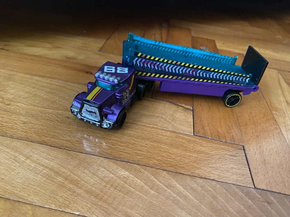 Hot wheels tırlar hepsi - Görsel 3