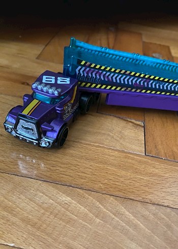 Hot wheels tırlar - Görsel 7