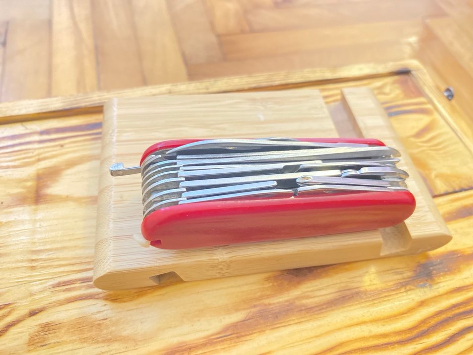 Victorinox deyil Avrupa 33 fonsiyonlu çakı - Görsel 4