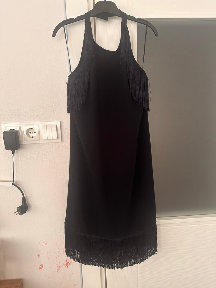 Lacivert Püsküllü Boyundan Bağlamalı Elbise
Dilek Hanif Koton - Görsel 3