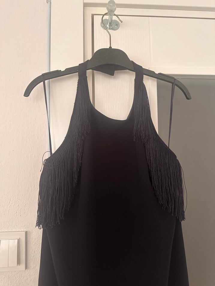 Lacivert Püsküllü Boyundan Bağlamalı Elbise
Dilek Hanif Koton - Görsel 4