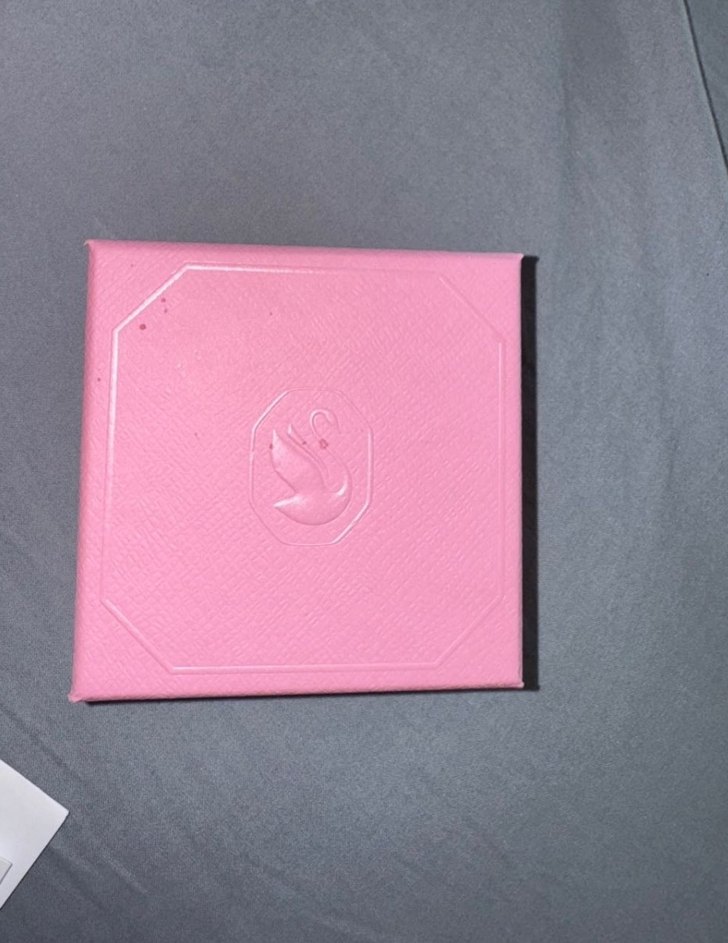 Pembe İşlemeli Parlak Kuğu Kolye - Görsel 4